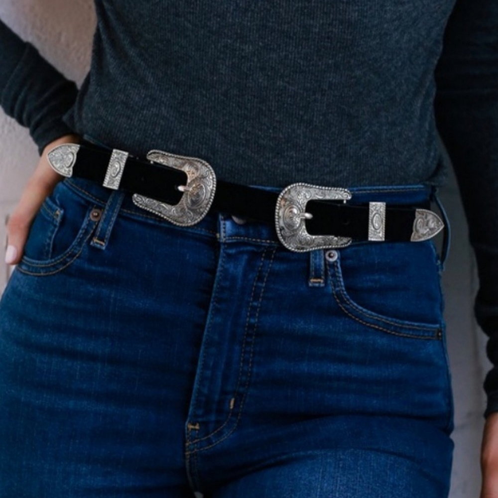 Double buckle black belt